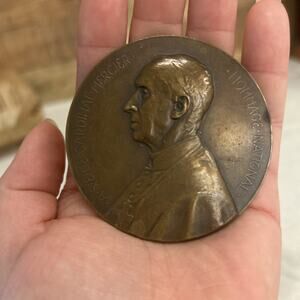 WW1 1914 Belgian Metal Depicting Pope Benedict XV